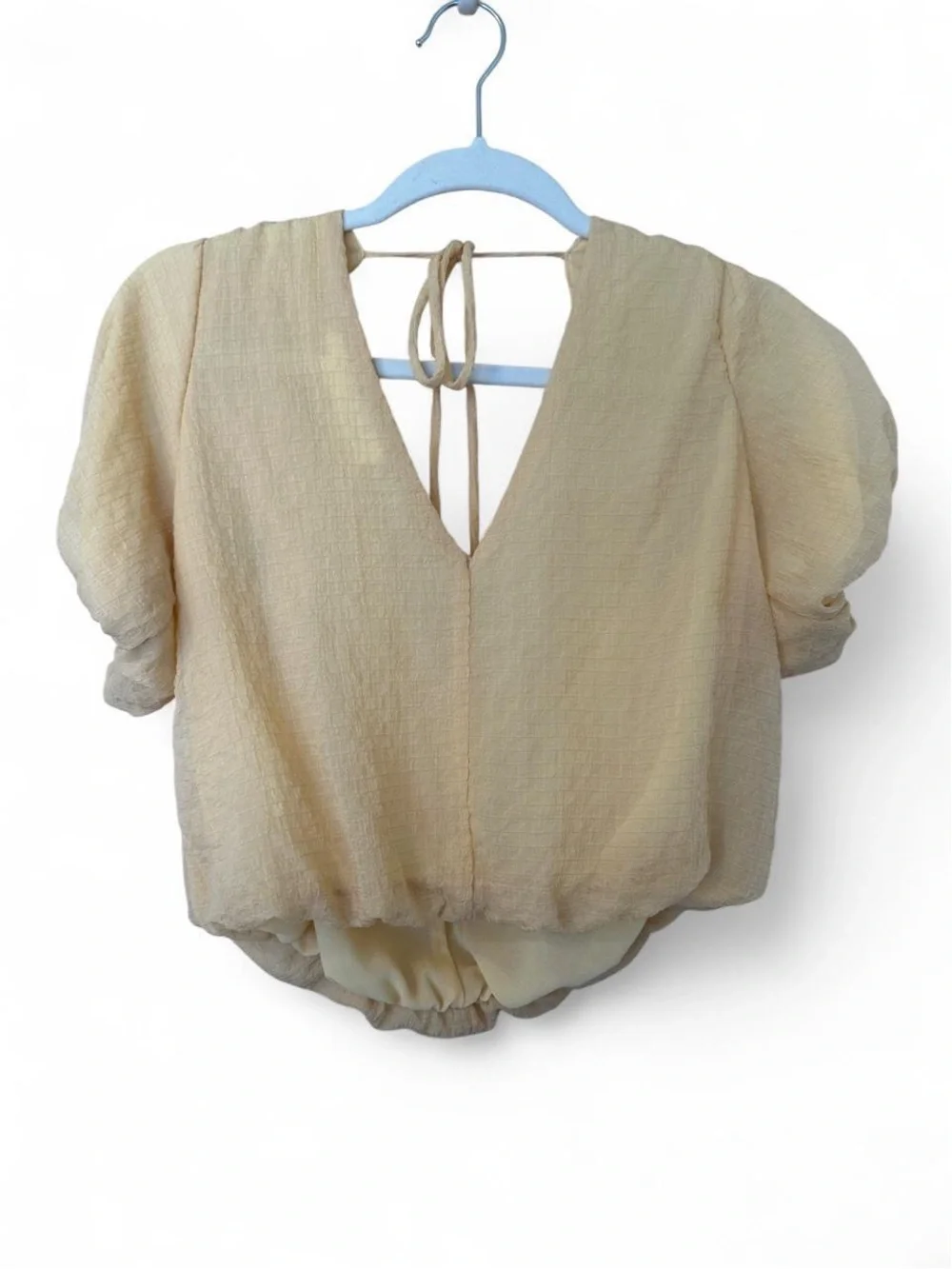 Astr Soft Yellow V-Neck Puff Sleeve Blouse